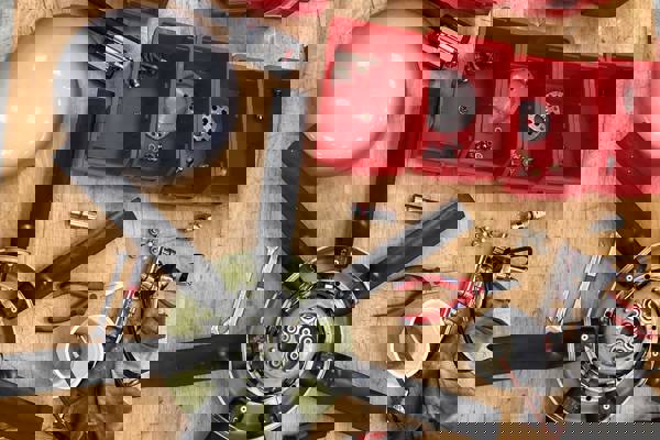 Helicopter maintenance and continous airworthiness