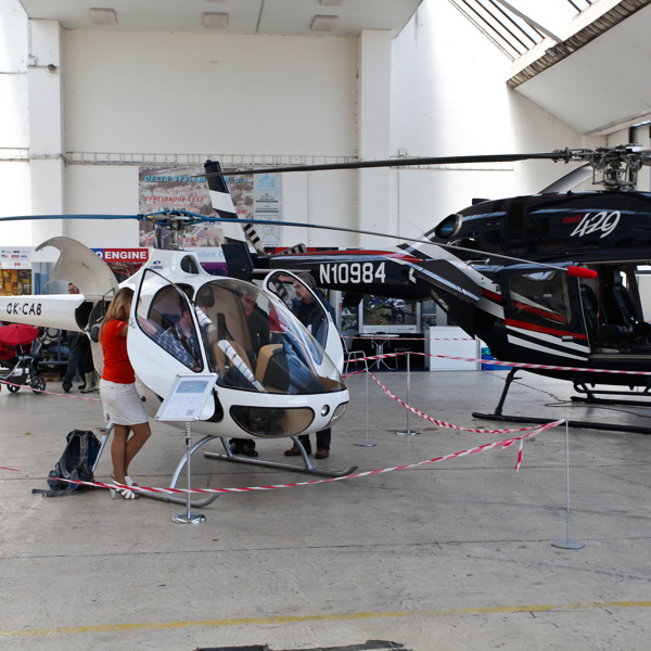 Lion Helicopters s.r.o. se poprvé představuje