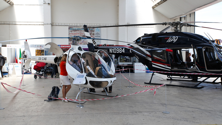 Lion Helicopters s.r.o. se poprvé představuje